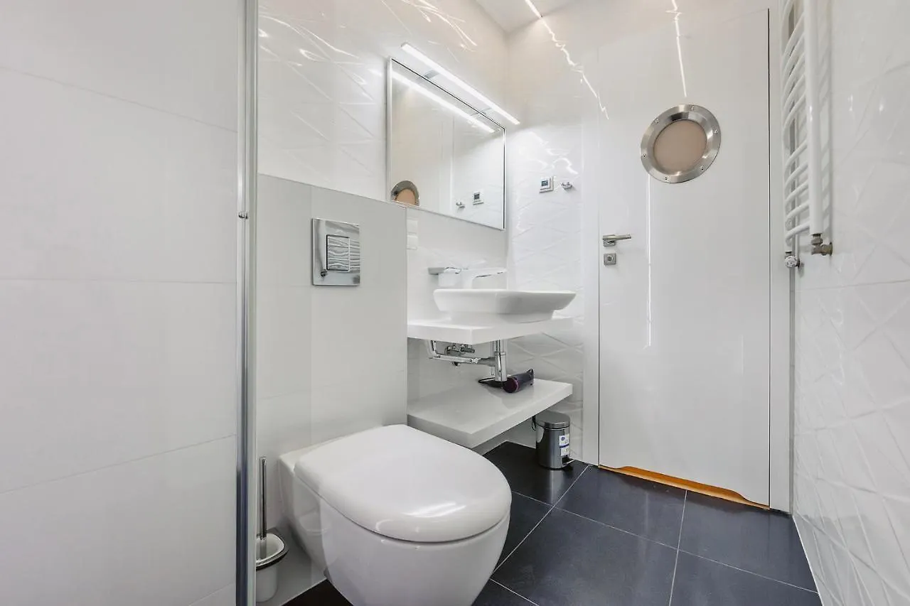 Viu Apartament Z Tarasem W Sercu Gdanska 0*,  Polsko